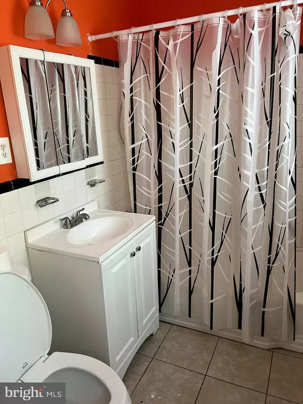 Takoma Park, MD 20912,7605 WILDWOOD DR