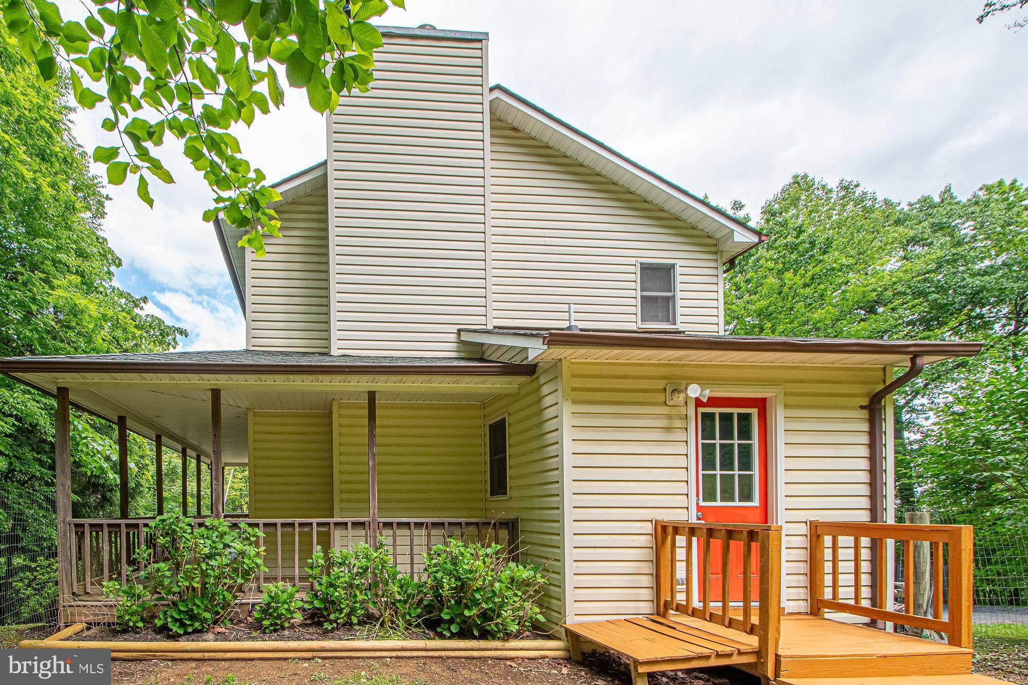 Linden, VA 22642,302 PARKSIDE RD