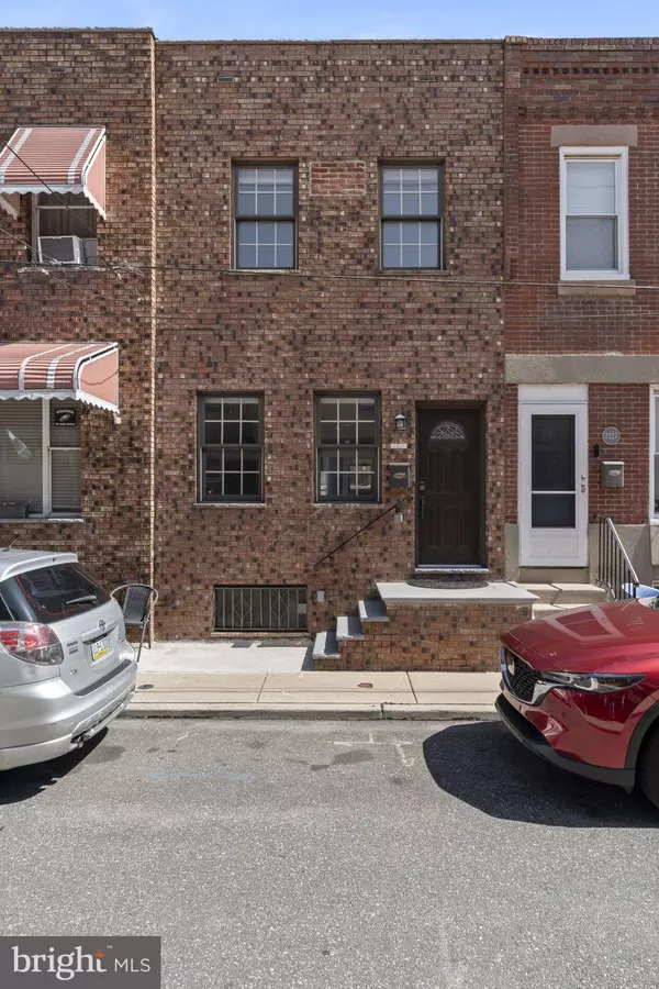 Philadelphia, PA 19145,2225 S HICKS ST