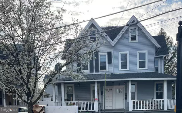 304 BURLINGTON AVE, Delanco, NJ 08075