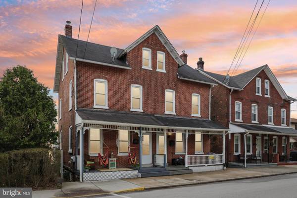 101 N 3RD AVE, Royersford, PA 19468