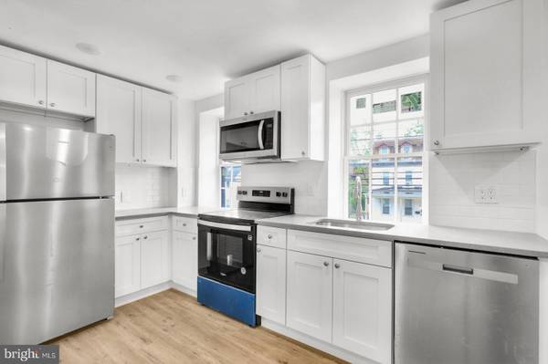 Philadelphia, PA 19128,7037 RIDGE AVE #2A
