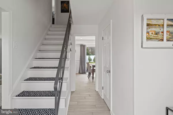 Willingboro, NJ 08046,1 MANOR LN