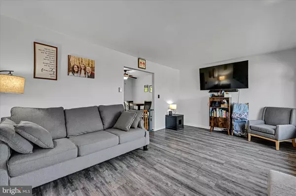 Ephrata, PA 17522,180 GREGG CIR