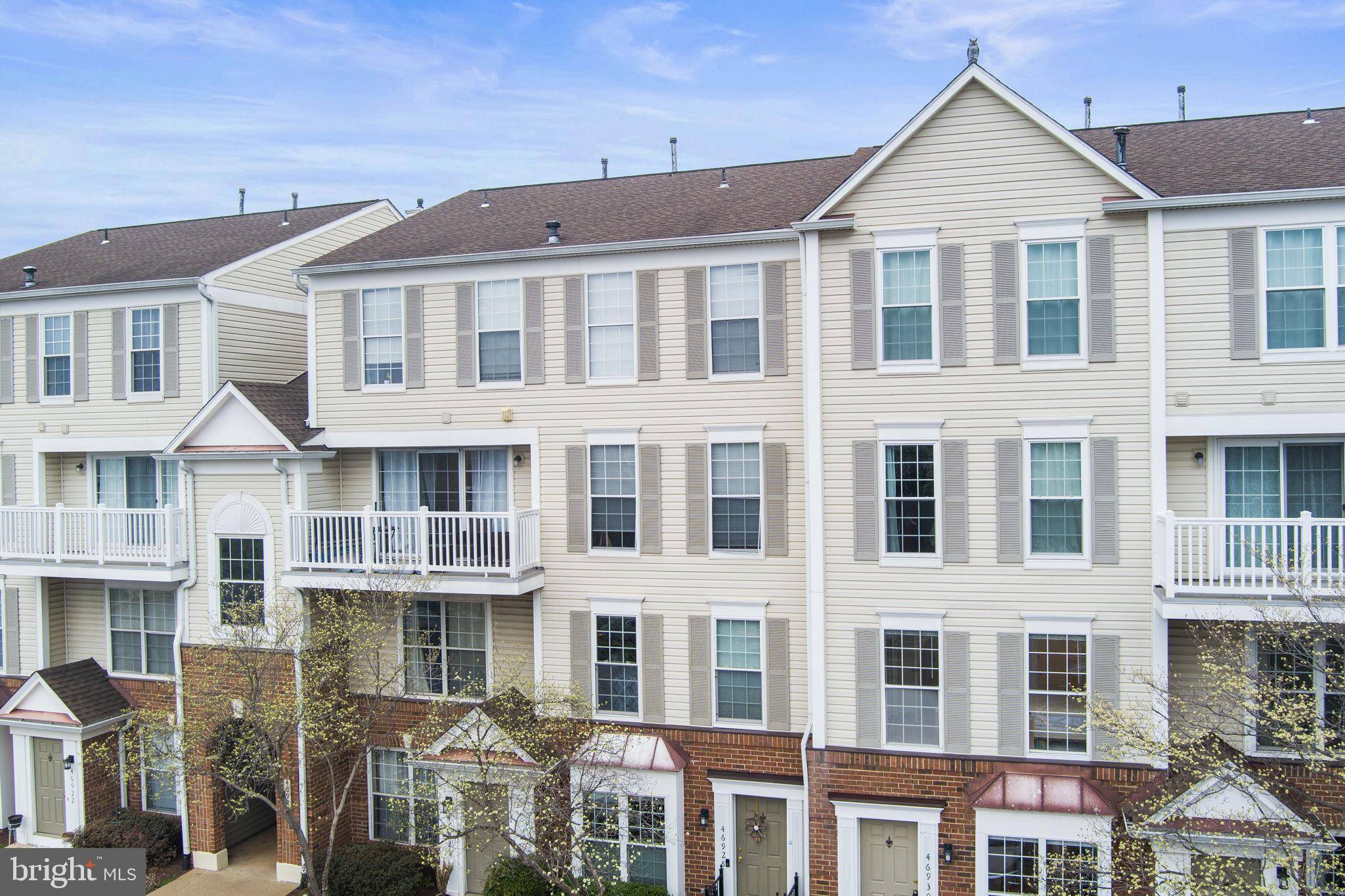 Sterling, VA 20164,46930 COURTYARD SQ