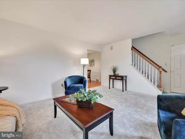 Ephrata, PA 17522,163 BUCHANAN DR