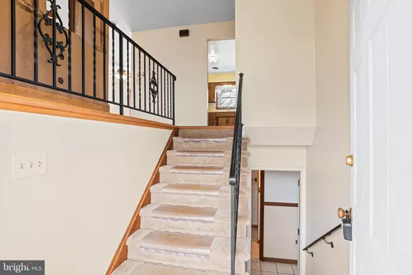 Carlisle, PA 17013,2411 ENOLA RD