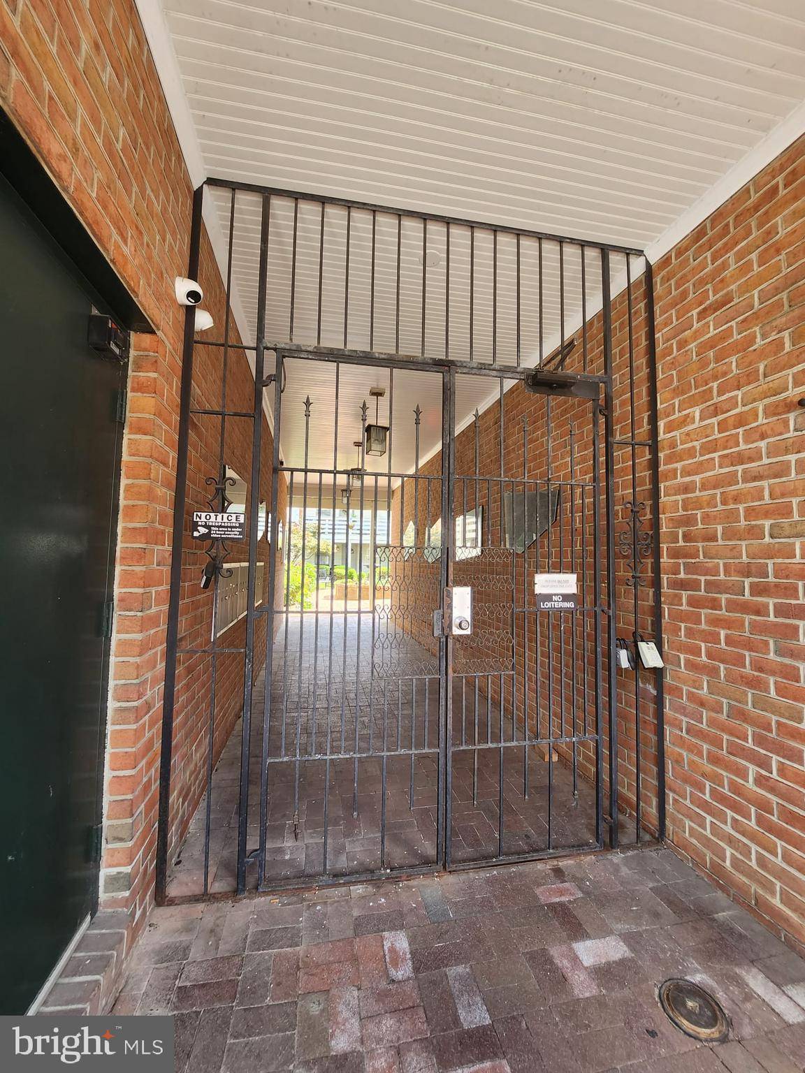 Frederick, MD 21701,10 W ALL SAINTS ST #205