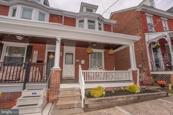 917 QUEEN ST, Pottstown, PA 19464