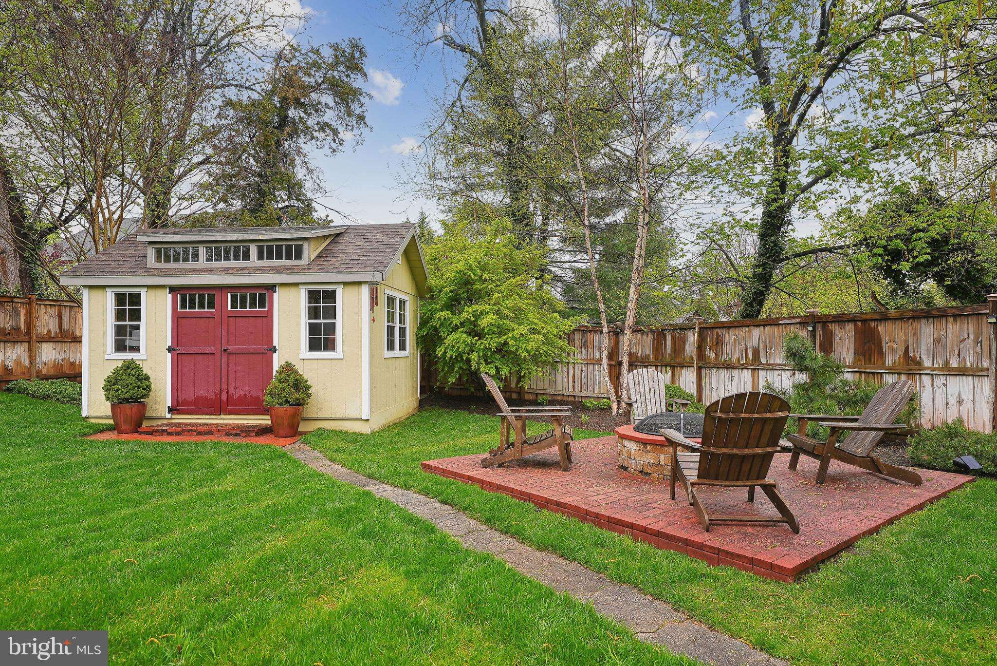 Manassas, VA 20110,8633 DECKERT PL