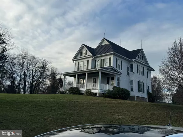 39100 E COLONIAL HWY,  Hamilton,  VA 20158