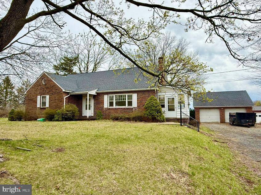Gilbertsville, PA 19525,332 GILBERTSVILLE RD