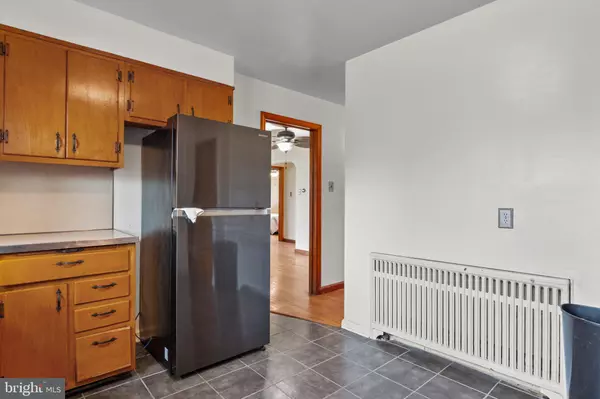 Morrisville, PA 19067,231 WOOLSTON DR