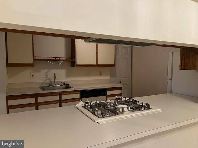 Newark, DE 19702,1908 WATERS EDGE DR #129