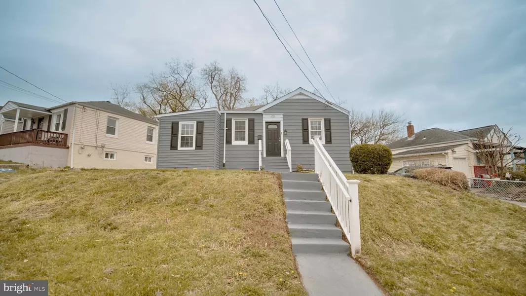 1201 DUNBAR OAKS DR, Capitol Heights, MD 20743