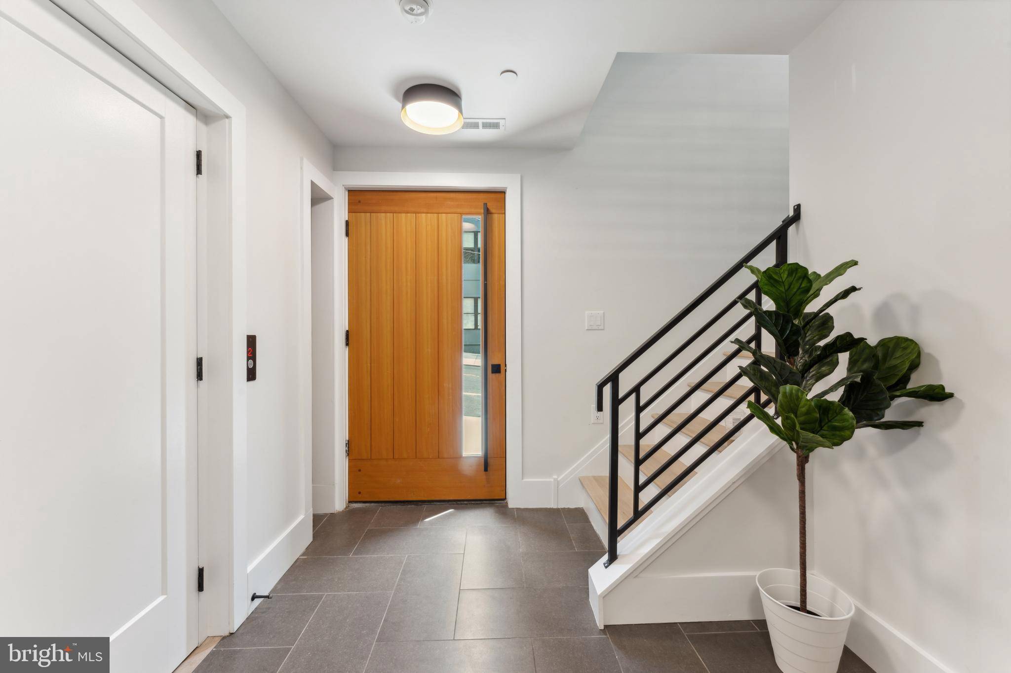Philadelphia, PA 19127,128 SHURS LN