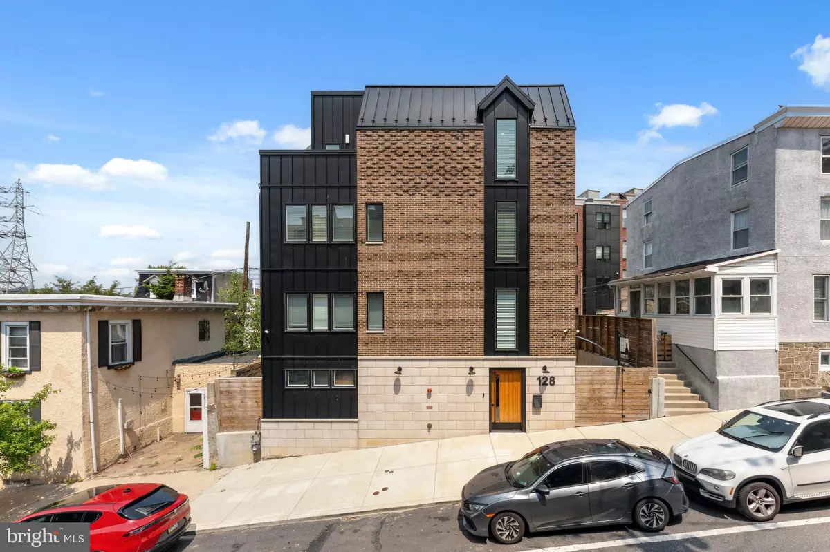 Philadelphia, PA 19127,128 SHURS LN