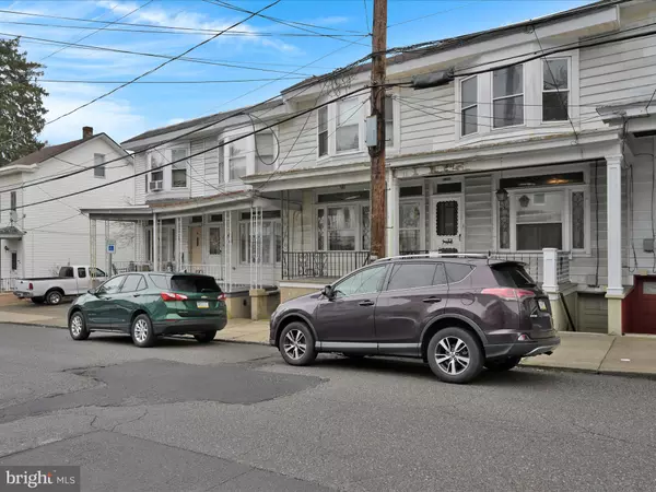 Pottsville, PA 17901,1613 W END AVE