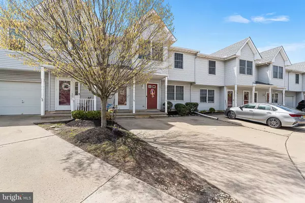 Pitman, NJ 08071,42 HOLLY GLEN DR