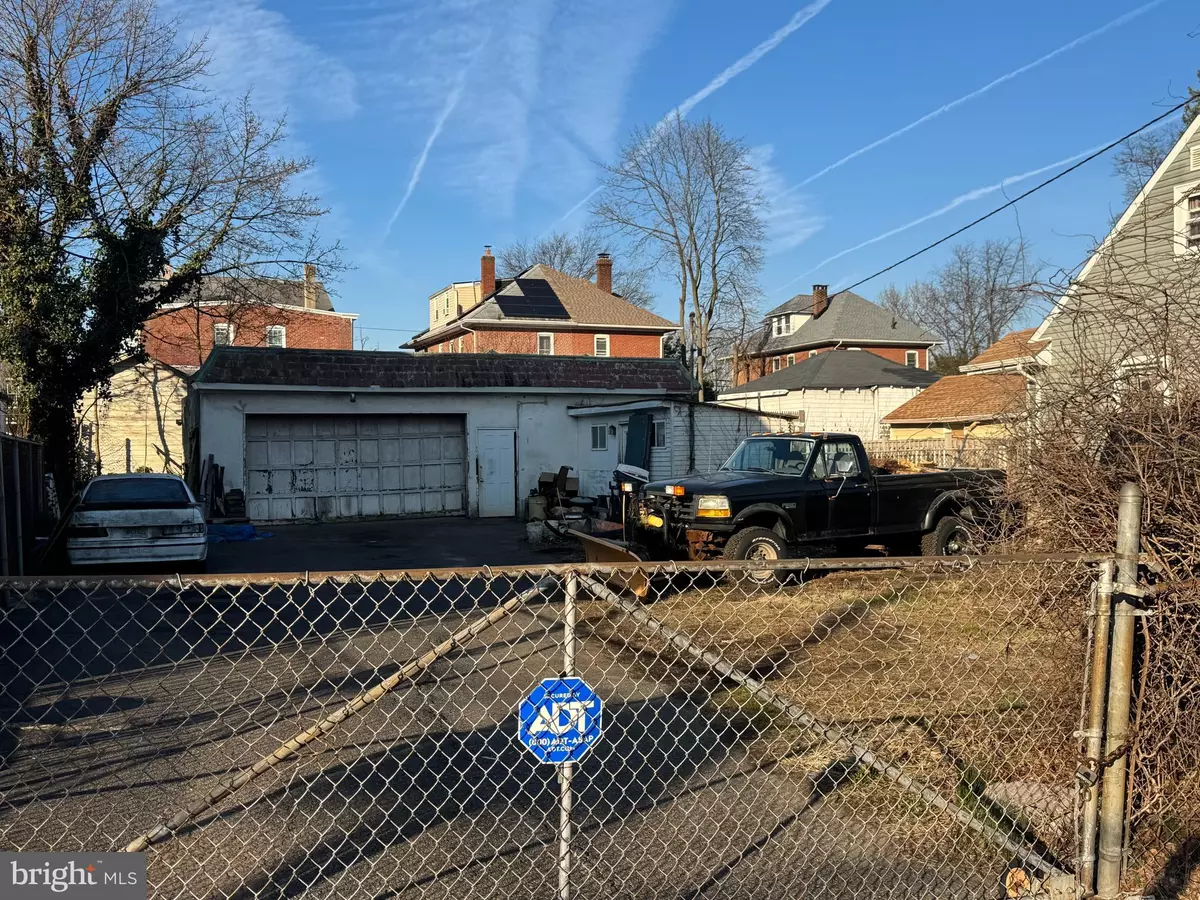 Hamilton, NJ 08629,441 NORWAY AVE