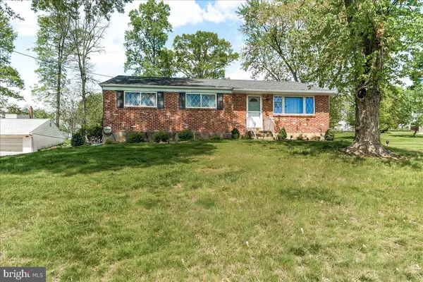 3205 SHARON LN, Norristown, PA 19403