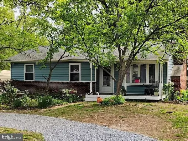 7885 ELIZABETH RD, Pasadena, MD 21122