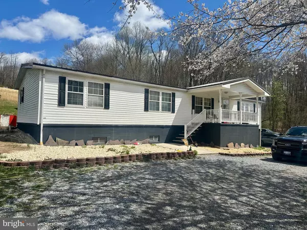 152 BROOK LANE, Hyndman, PA 15545