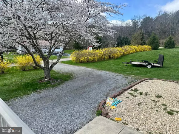 Hyndman, PA 15545,152 BROOK LANE