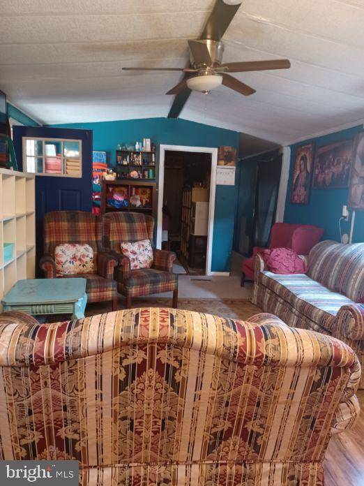 Middle River, MD 21220,4 MANGO TRAIL