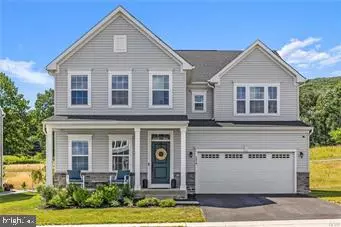 6470 SCENIC VIEW DR, Macungie, PA 18062