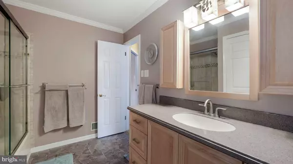 Langhorne, PA 19047,83 BAYLIS RD