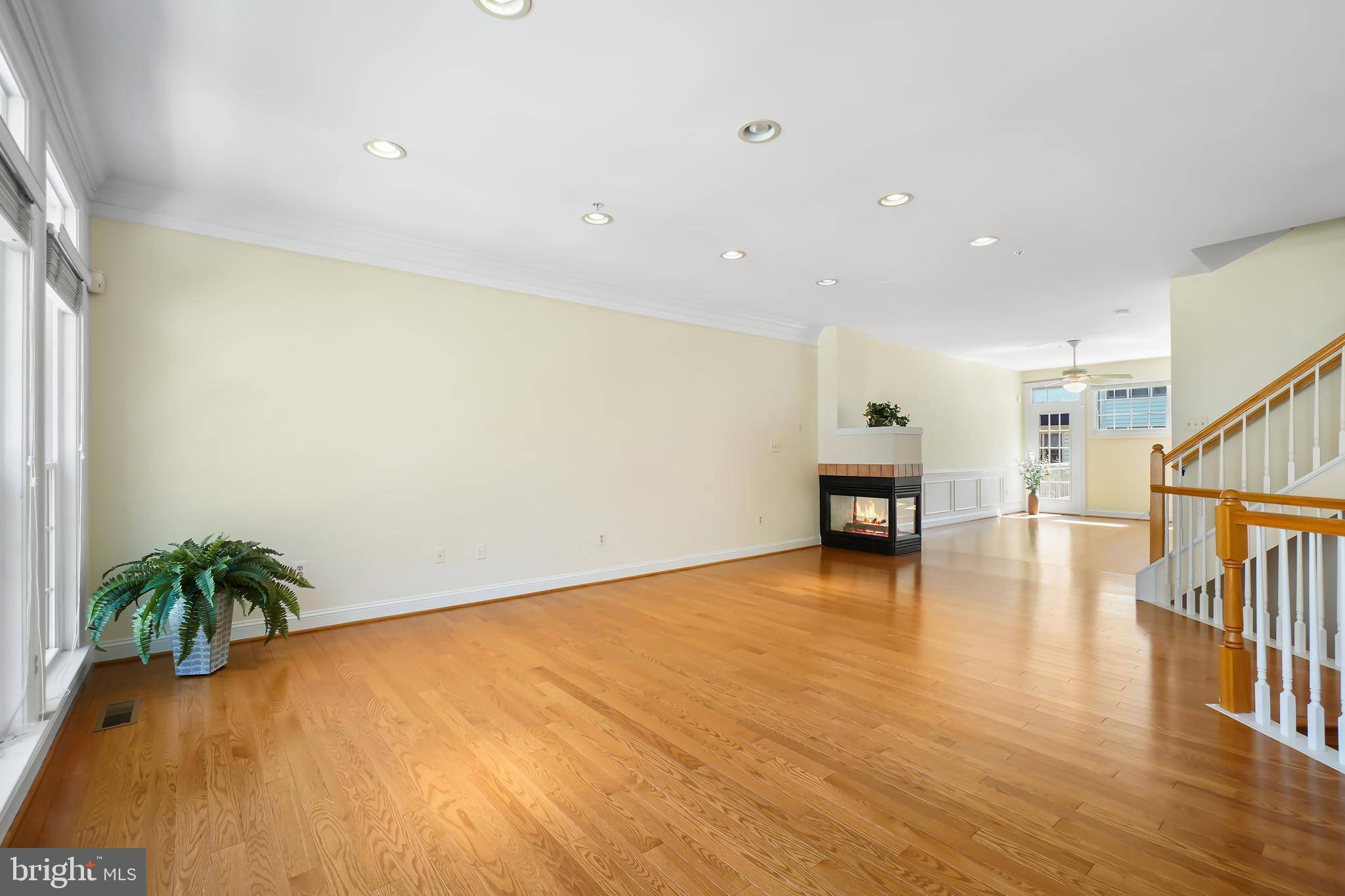 Rockville, MD 20852,1111 REGAL OAK DR