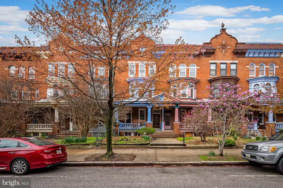 2820 SAINT PAUL ST, Baltimore, MD 21218