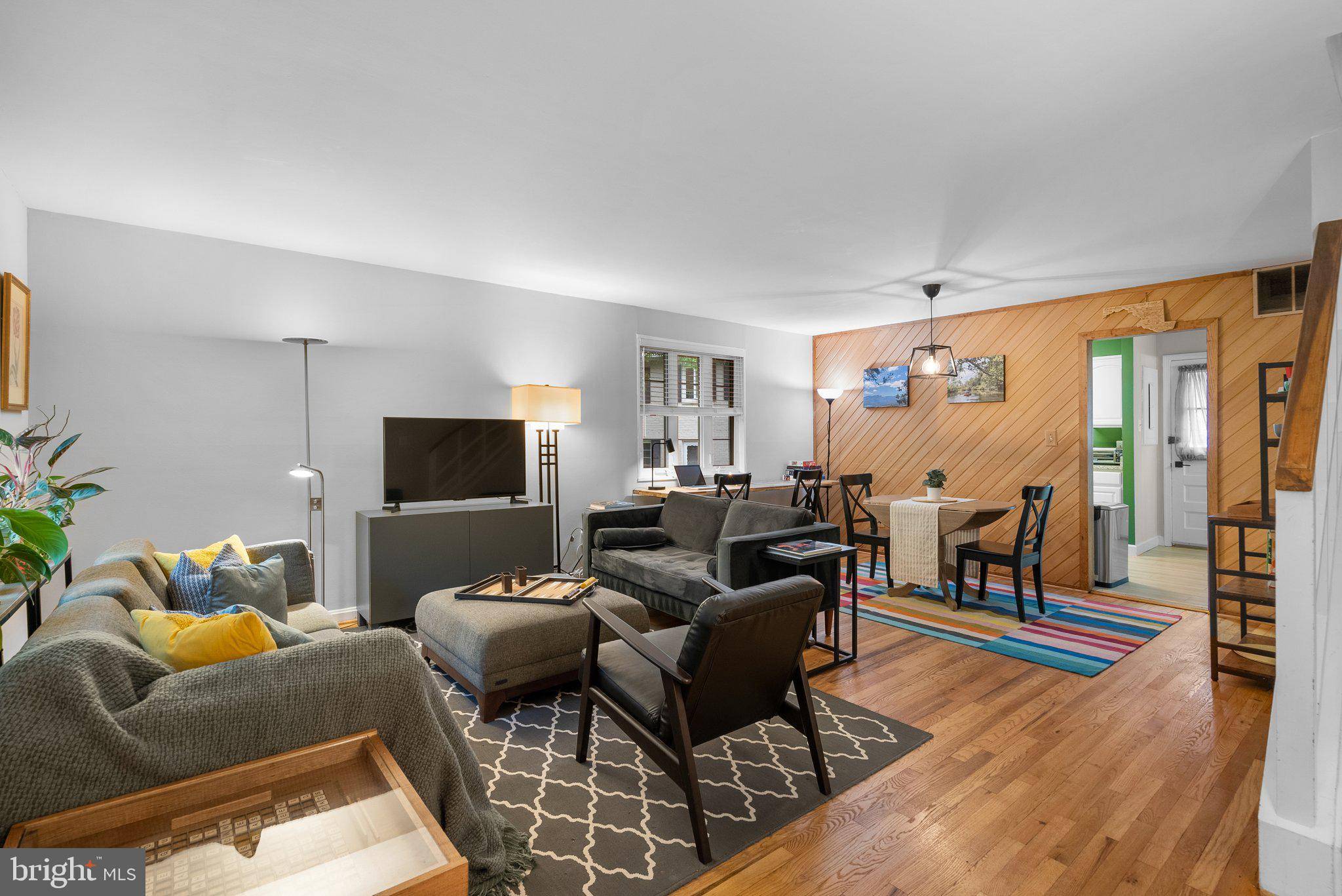 Silver Spring, MD 20910,9830 HOLLOW GLEN PL