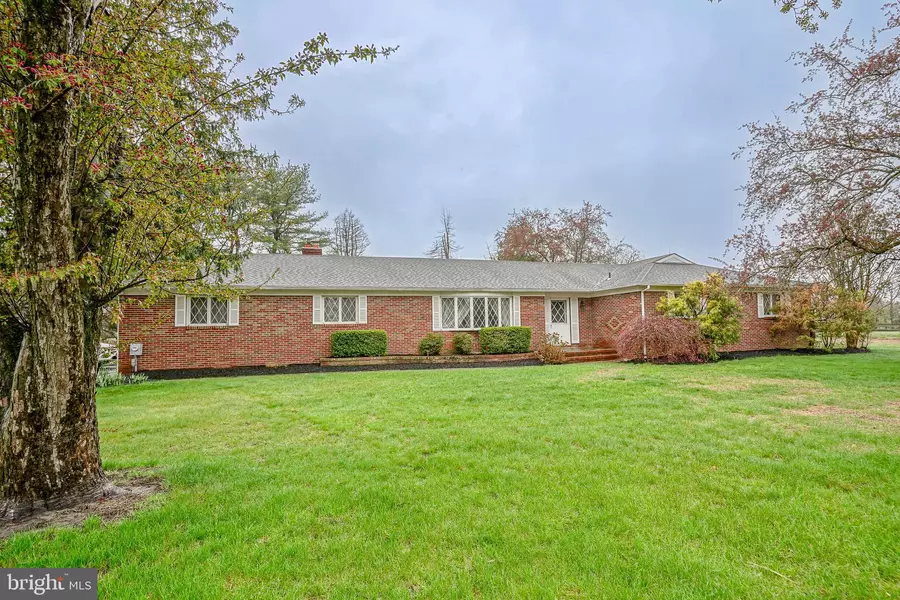 309 EAYRESTOWN RD, Southampton, NJ 08088