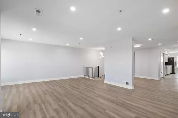 Wilmington, DE 19809,5211-UNIT LE PARC DR #F-5