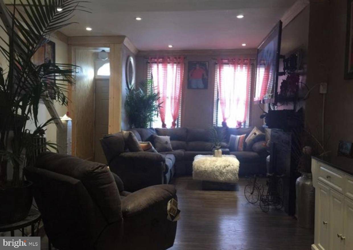 Philadelphia, PA 19146,2225 WHARTON ST