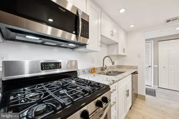 Washington, DC 20012,574 BRUMMEL CT NW #574