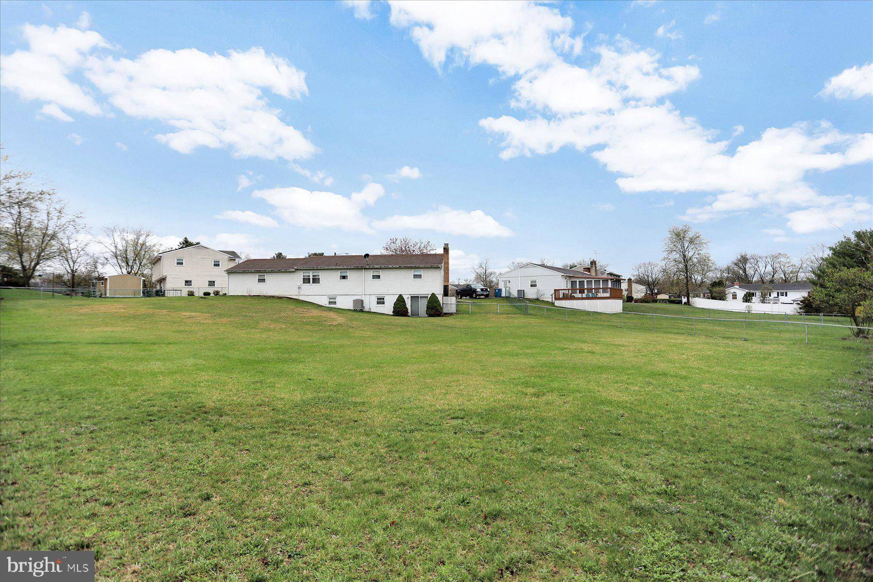 Carlisle, PA 17013,7 ROBERT LN
