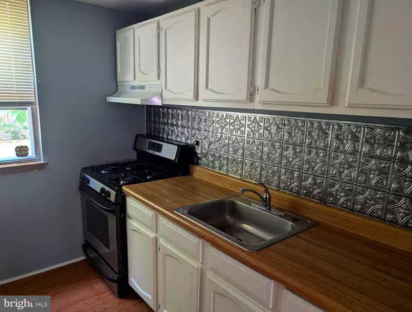 Philadelphia, PA 19146,1320 S NEWKIRK ST