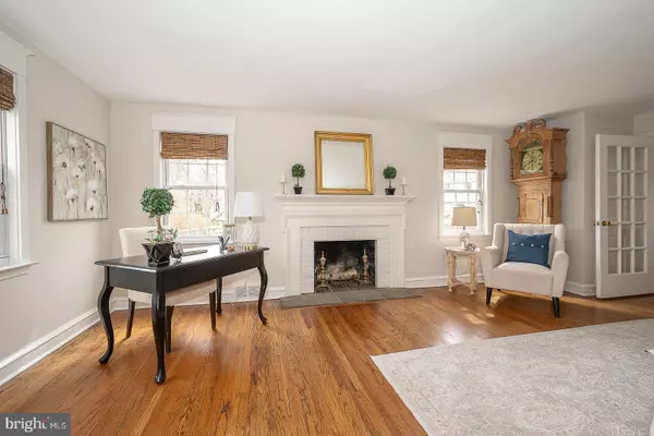 Wayne, PA 19087,298 STRAFFORD AVE