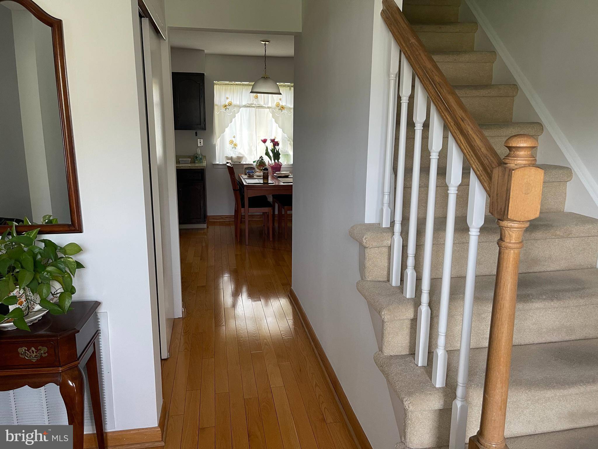 Hightstown, NJ 08520,24 ELM DR