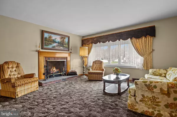 Bensalem, PA 19020,245 CAMBRIA AVE