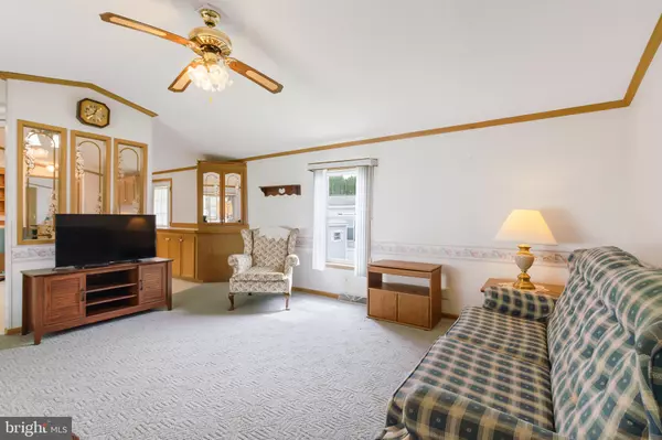 Myerstown, PA 17067,1300 E KERCHER AVE #68