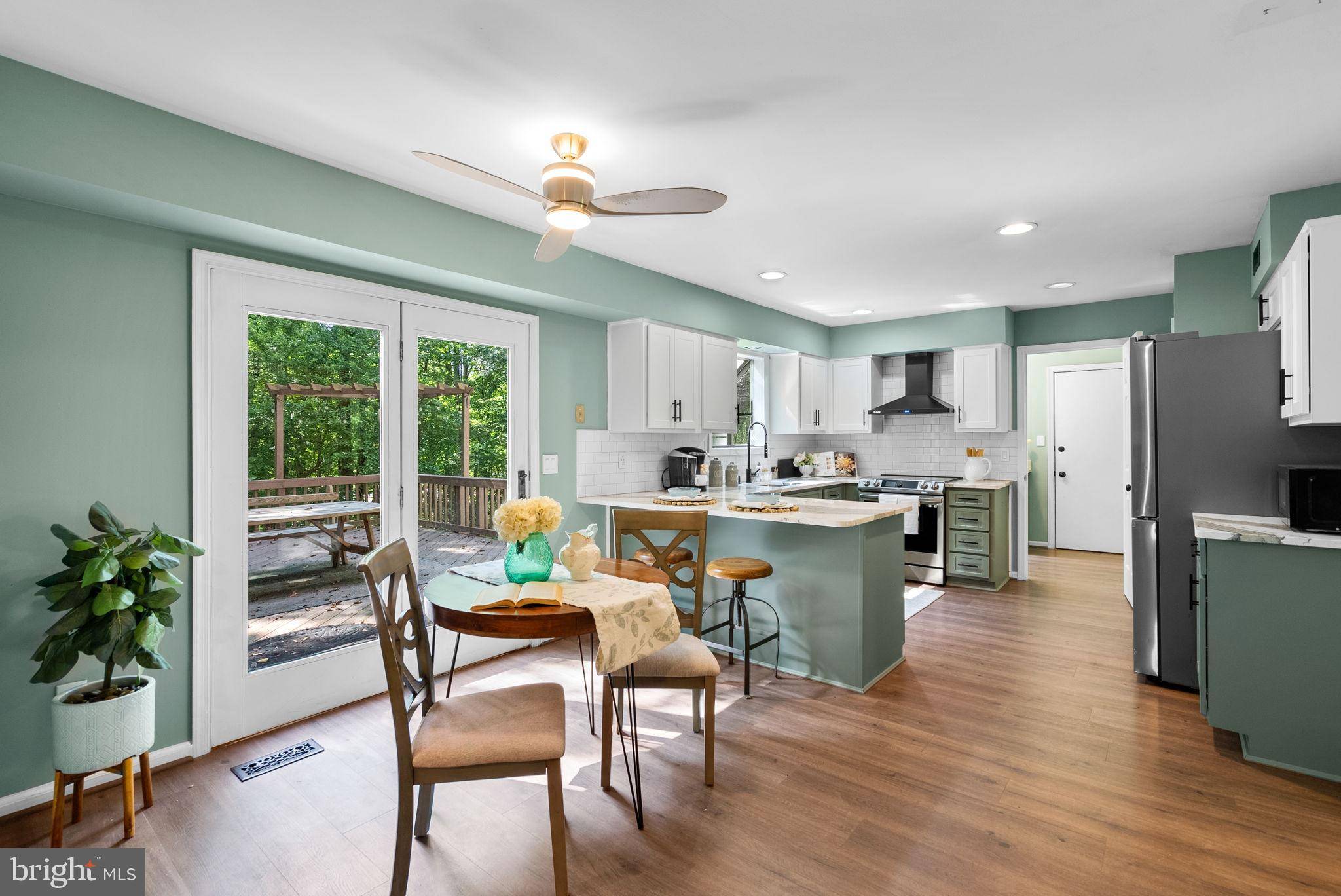 Ellicott City, MD 21042,2409 WOOD STREAM CT