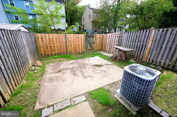 Temple Hills, MD 20748,2223 ANVIL LN