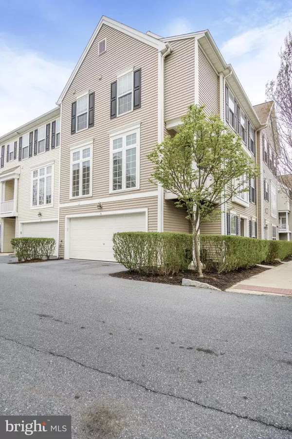 Mechanicsburg, PA 17055,3025 A MERIDIAN CMNS
