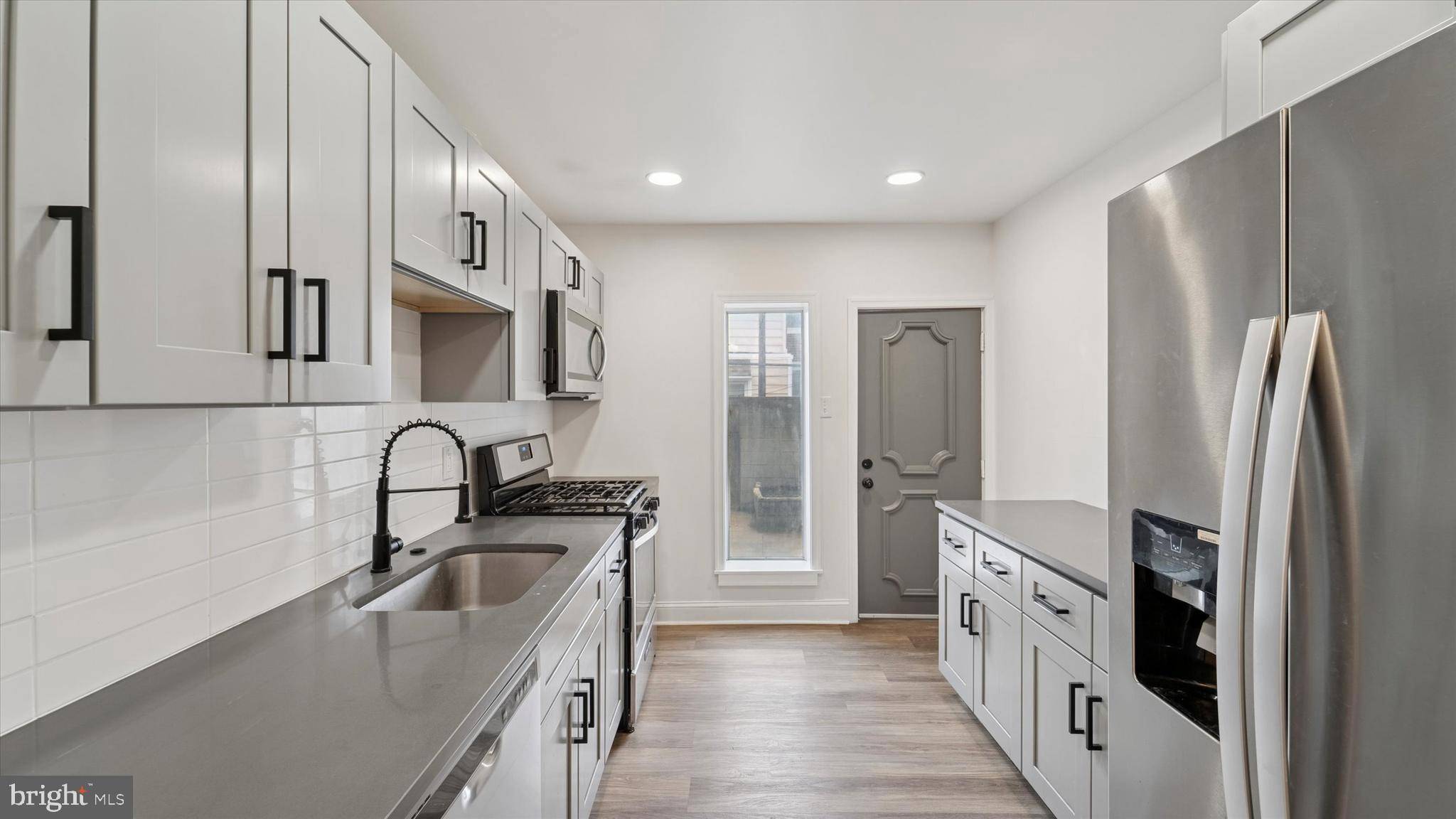 Philadelphia, PA 19148,365 DALY ST
