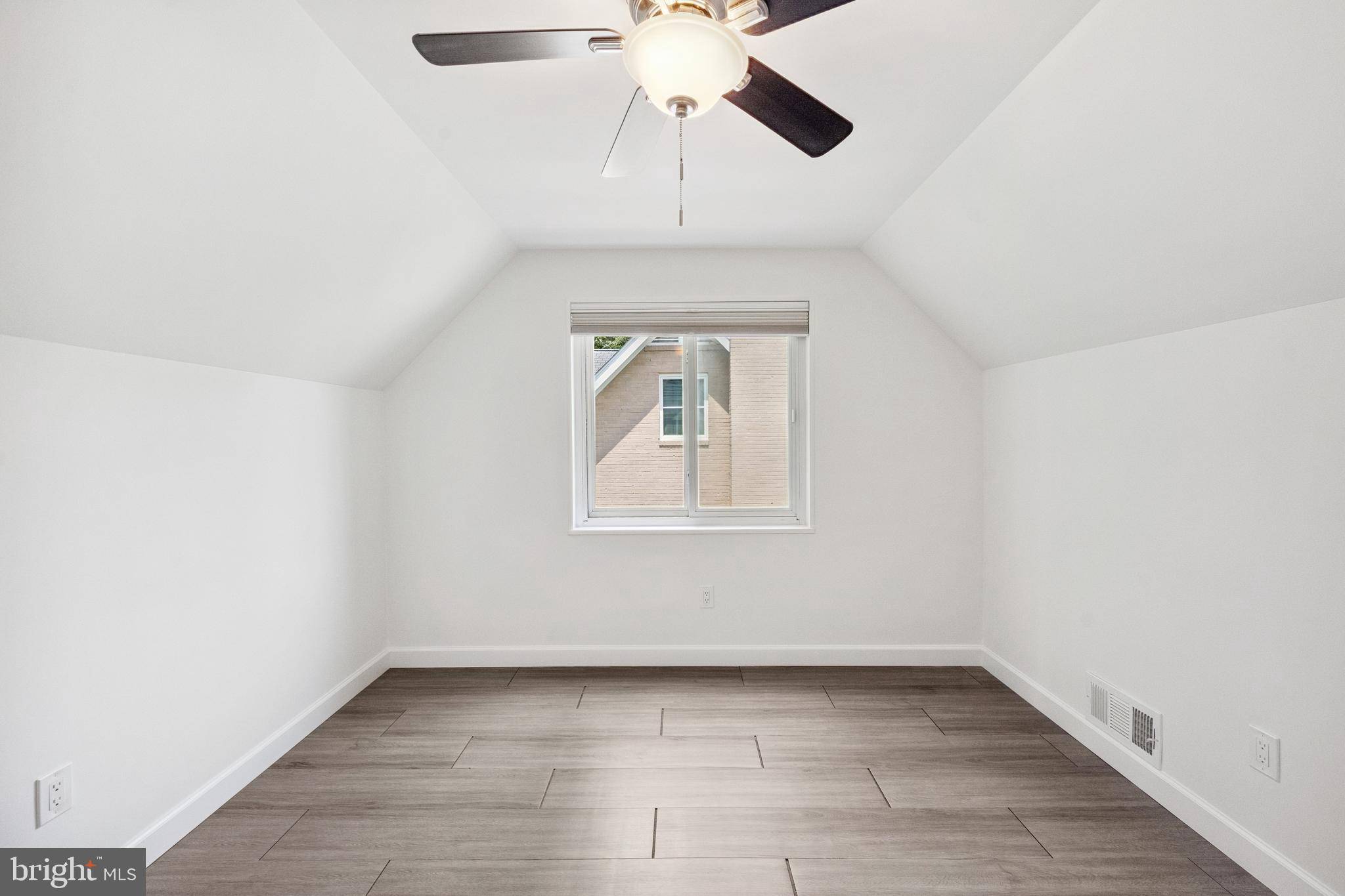Arlington, VA 22204,4756 6TH ST S