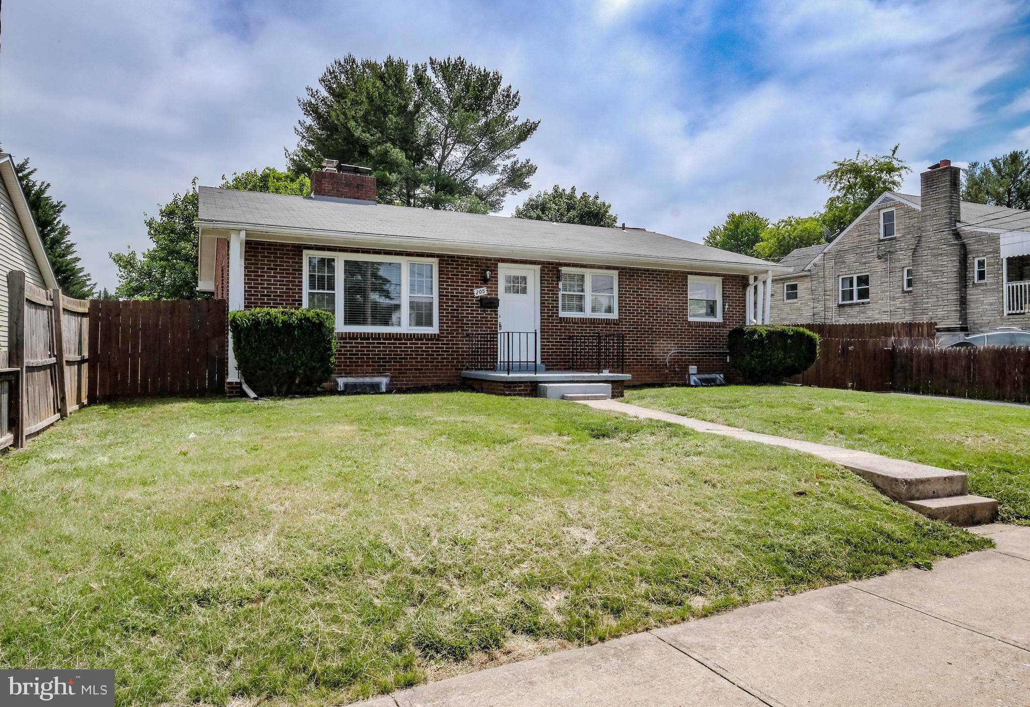 Front Royal, VA 22630,205 POLK AVE
